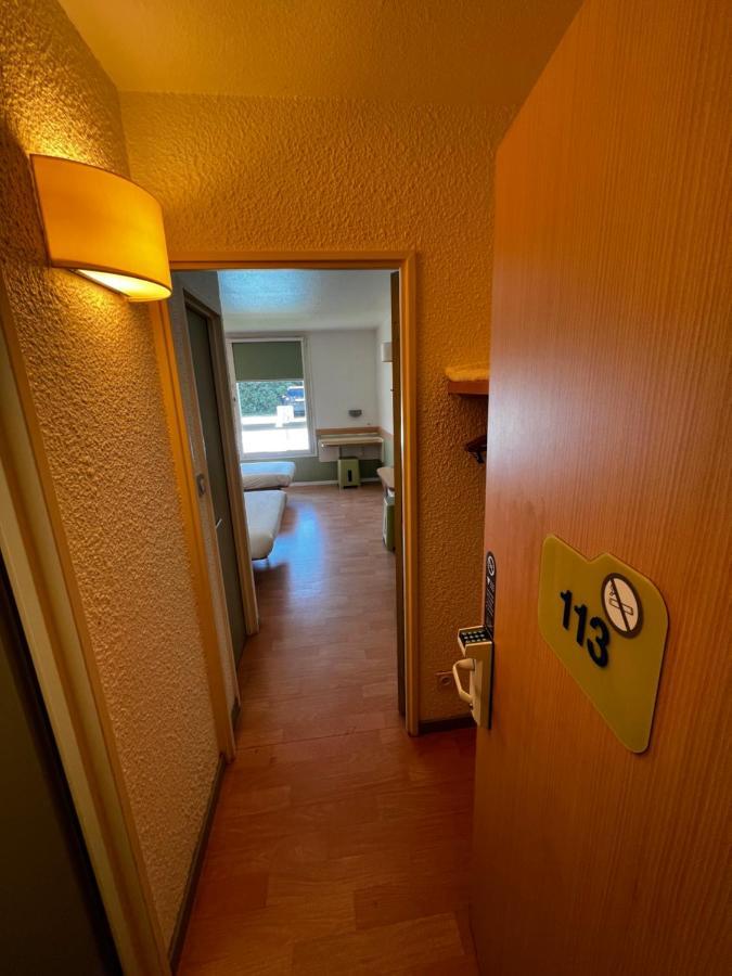 Ibis Budget Marseille Est Porte D'Aubagne Bagian luar foto