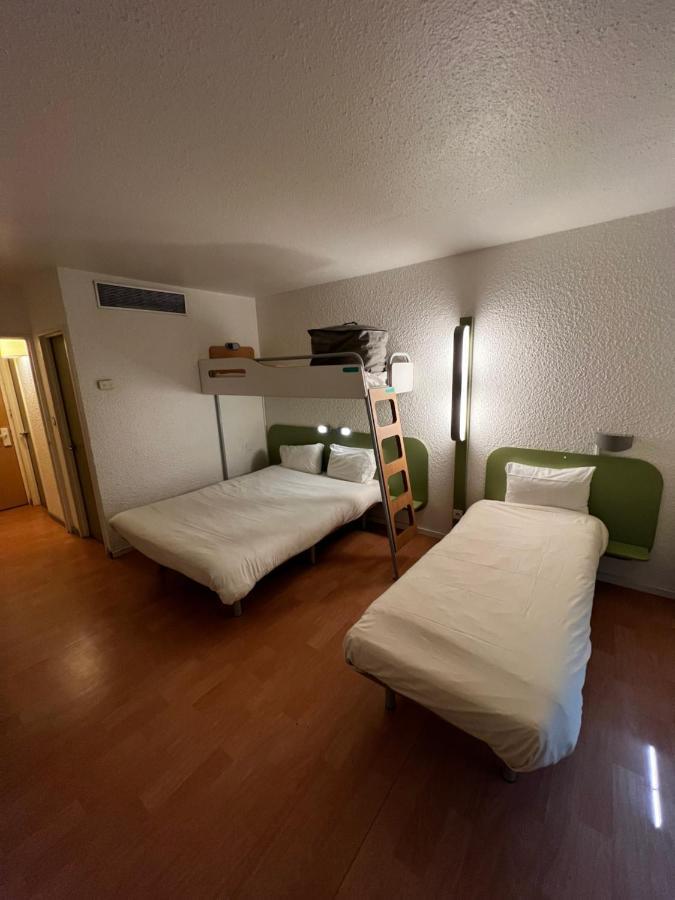 Ibis Budget Marseille Est Porte D'Aubagne Bagian luar foto
