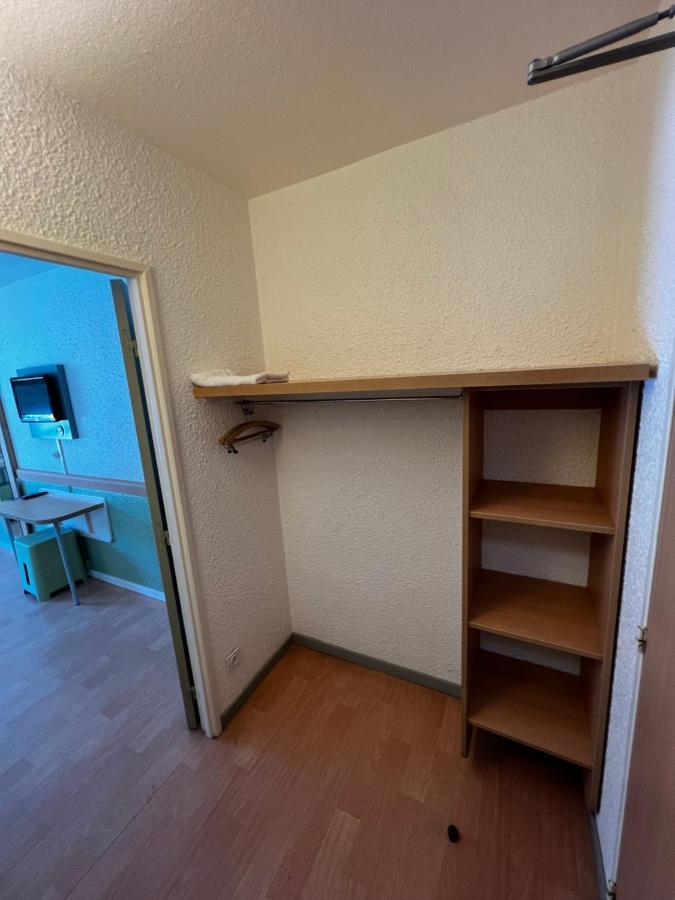 Ibis Budget Marseille Est Porte D'Aubagne Bagian luar foto