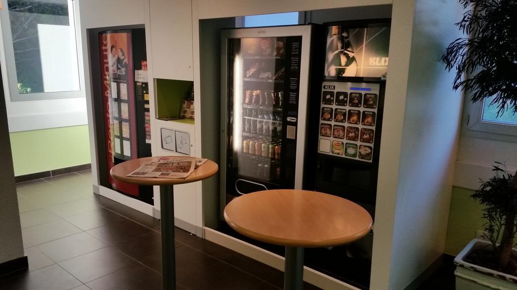 Ibis Budget Marseille Est Porte D'Aubagne Bagian luar foto